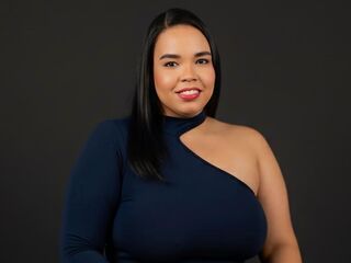 camgirl showing pussy ValerySwanson