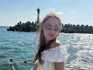 nude gamgirl YaekoBrowers