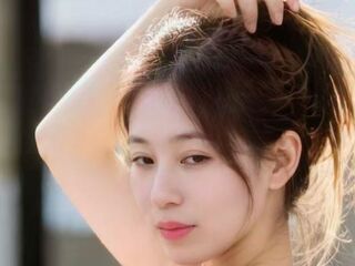 camslut spreading pussy Yanran