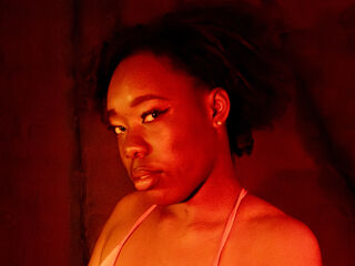 jasmin cam model YazaraEvans